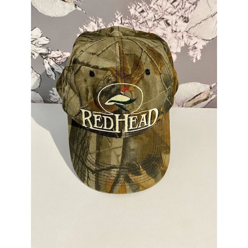 RedHead Men’s Embroidered Logo Adjustable Camo Hunting Snapback Hat Green